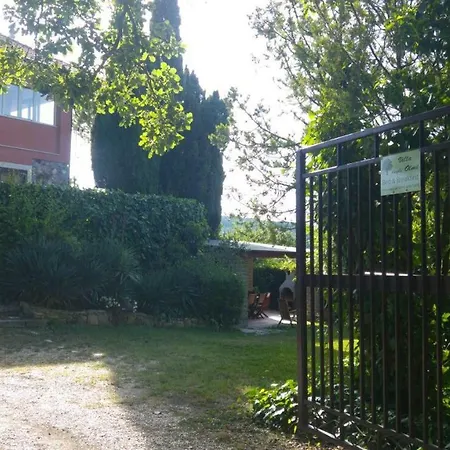 Degli Olmi Bed & Breakfast *